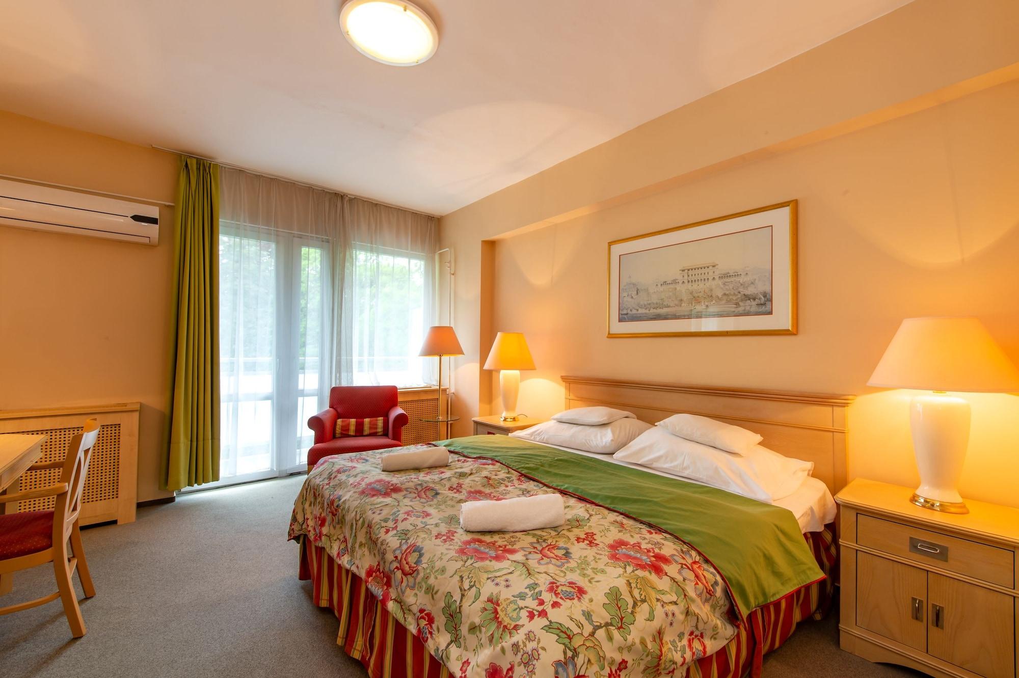 Hotel Fit Hévíz Eksteriør billede