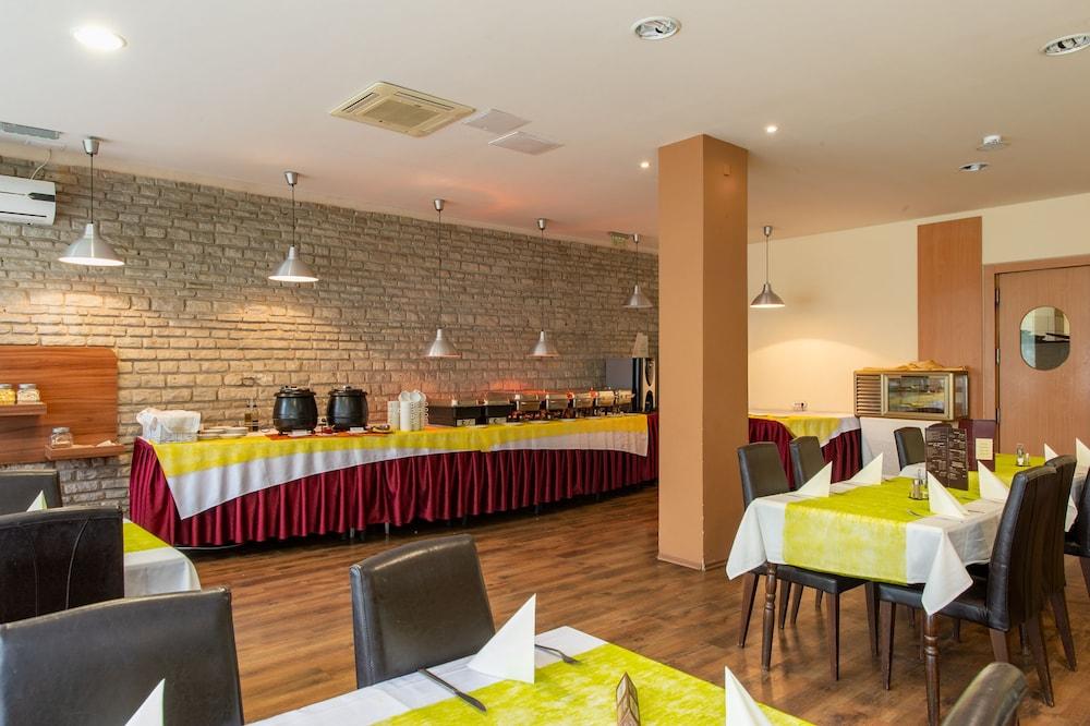 Hotel Fit Hévíz Eksteriør billede